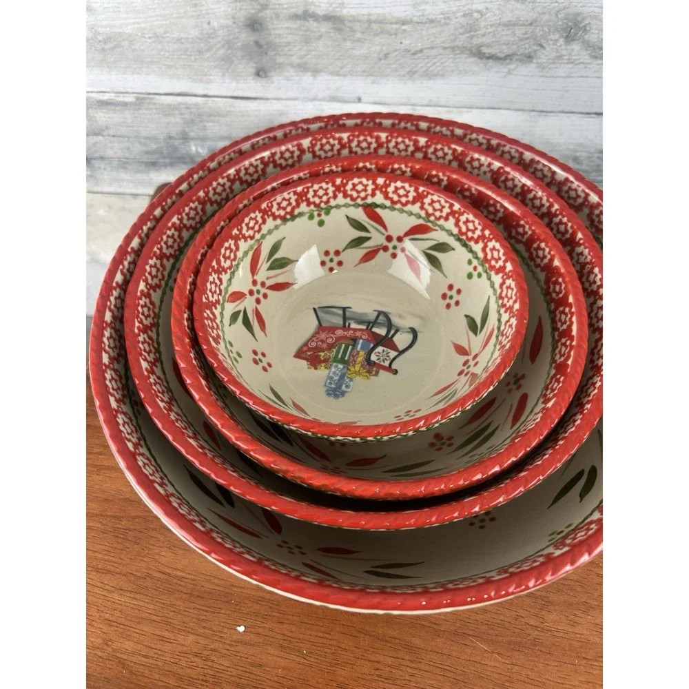 Temp-tations By Tara Christmas 5 Nesting Bowls